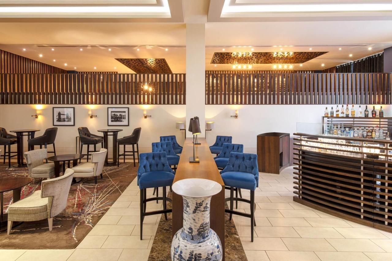 הית'רו Sheraton Heathrow Hotel מראה חיצוני תמונה