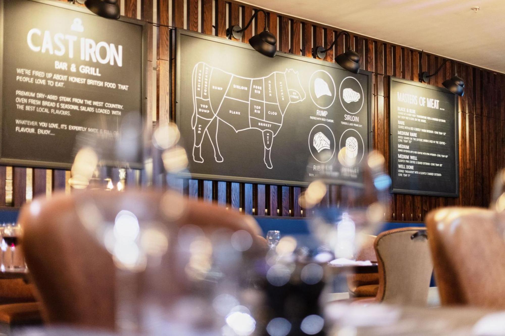 הית'רו Sheraton Heathrow Hotel מראה חיצוני תמונה