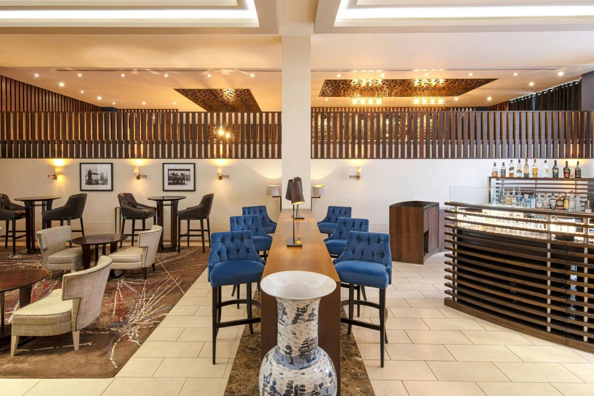 הית'רו Sheraton Heathrow Hotel מראה חיצוני תמונה
